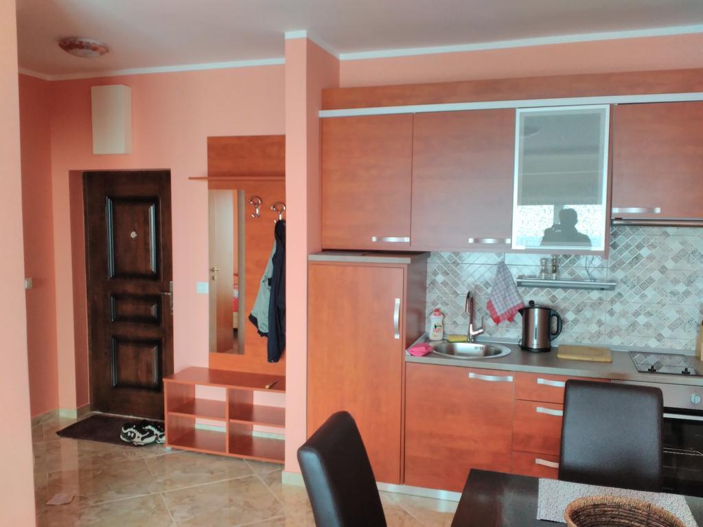 Apartment Sea Space Dobra Voda Exterior photo