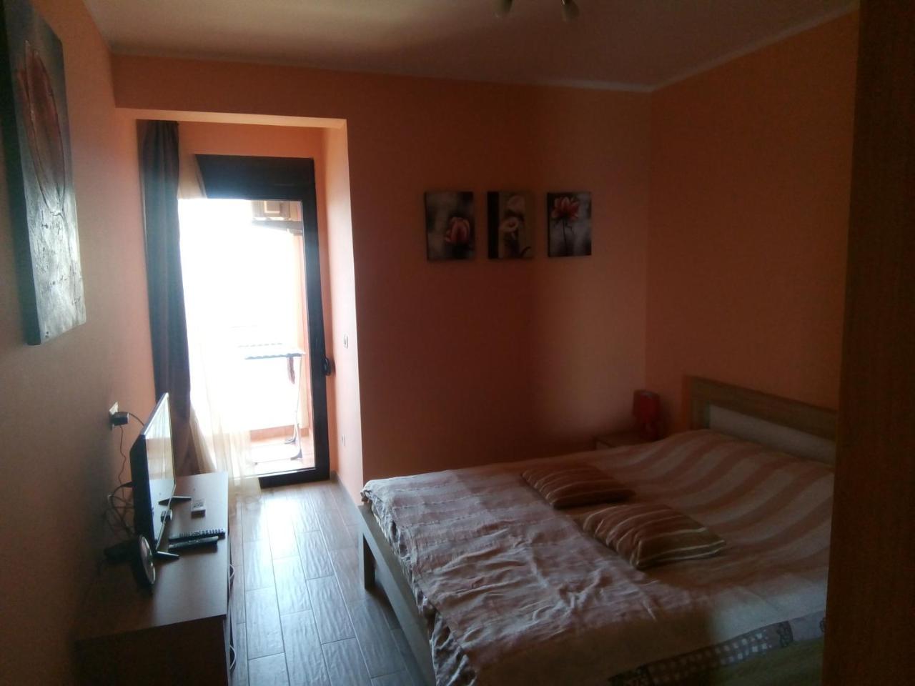 Apartment Sea Space Dobra Voda Exterior photo